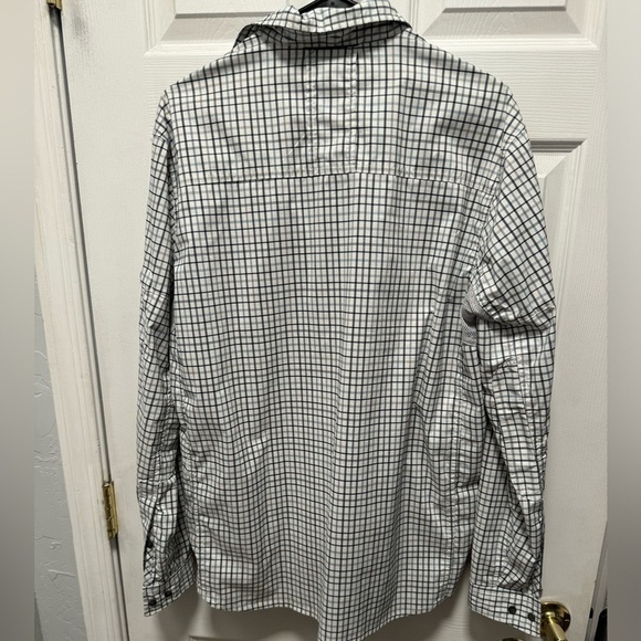 REI Vented Fly Fishing Hiking Long Sleeve Button‎ Down Shirt - Mens medium - Picture 2 of 9